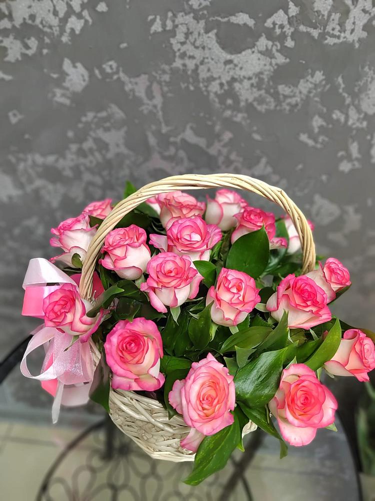 Цветочная композиция из Розы в корзине в Донское Калининградской области