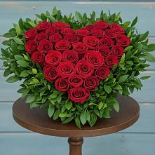 Цветочная композиция из Розы в виде сердца в Донское Калининградской области