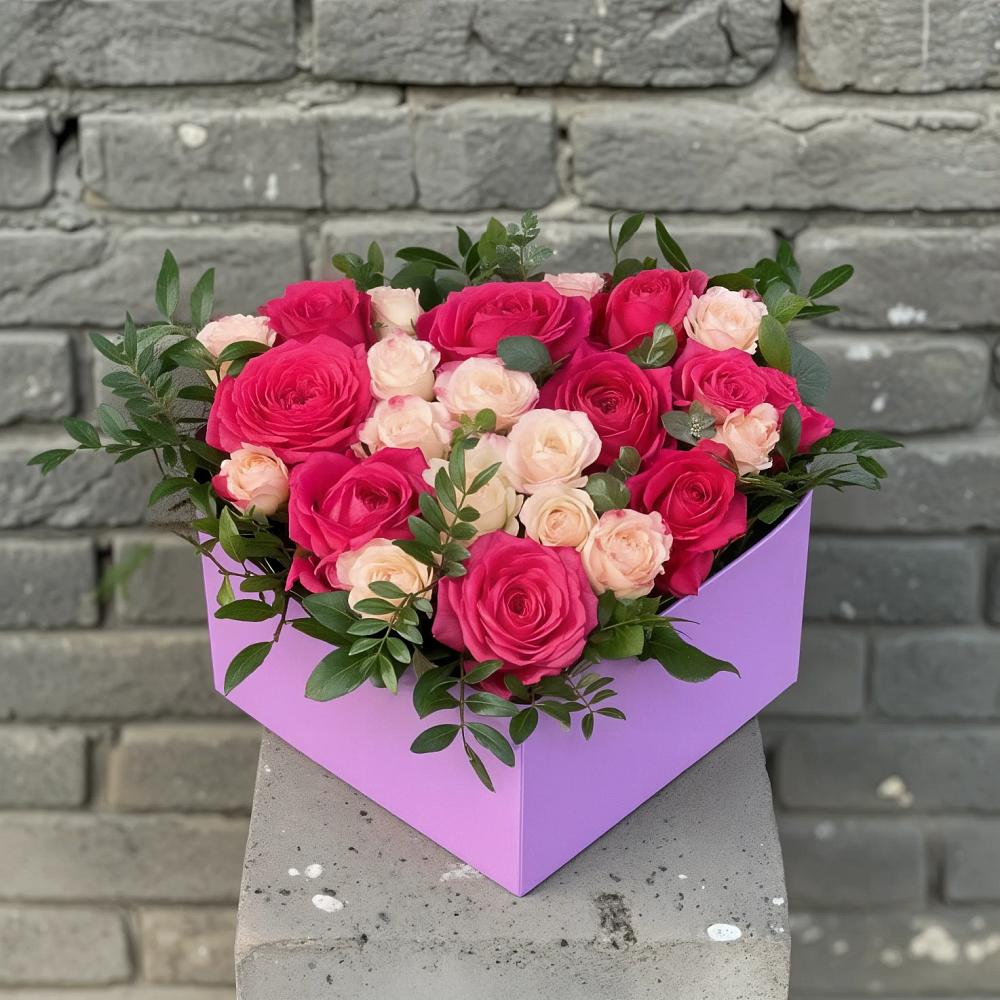 Цветочная композиция из Розы в коробке в Донское Калининградской области