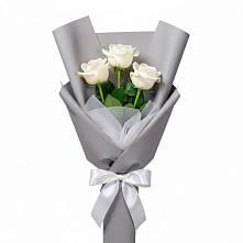 Букет 3 белые розы в Донское Калининградской области