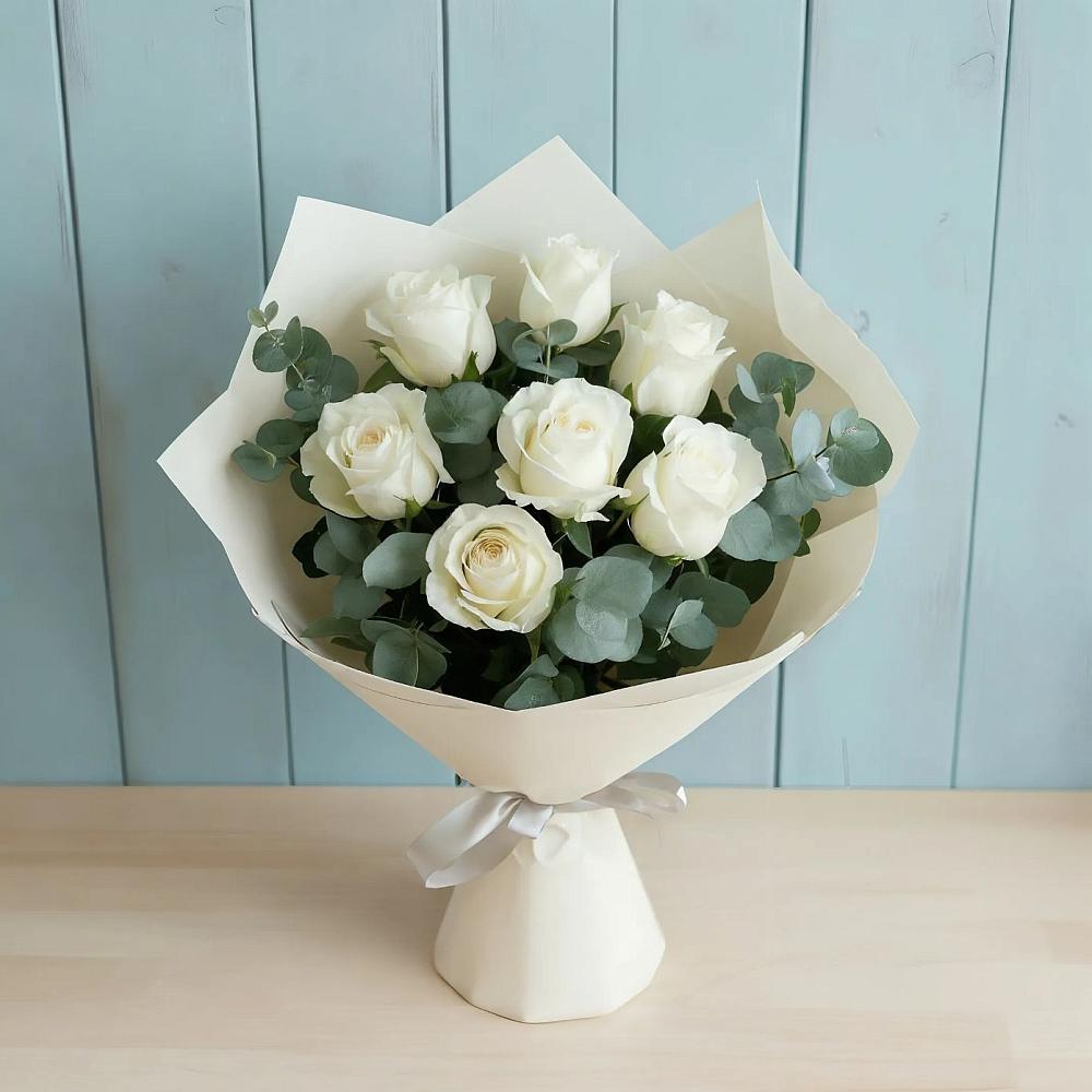 Букет Белые розы в Эвкалипте в Донское Калининградской области