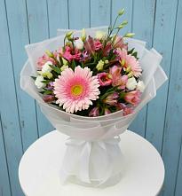 Букет цветов из:  Герберы, Альстромерии и Лизиантусы в Донское Калининградской области