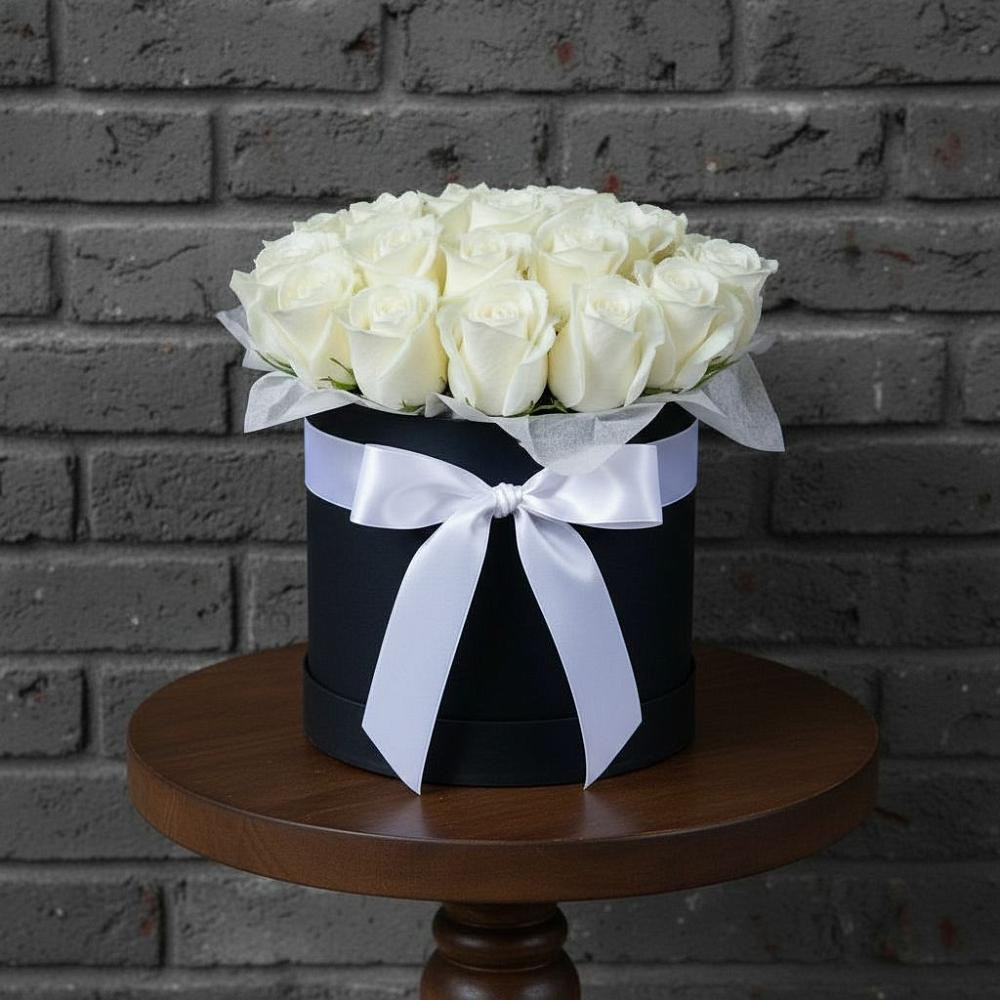 Цветочная композиция из Розы в шляпной коробке в Донское Калининградской области