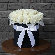 Цветочная композиция из Розы в шляпной коробке в Донское Калининградской области